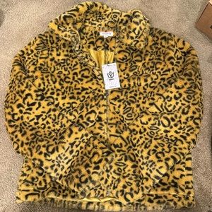 Andrée Cheetah zip up jacket!
